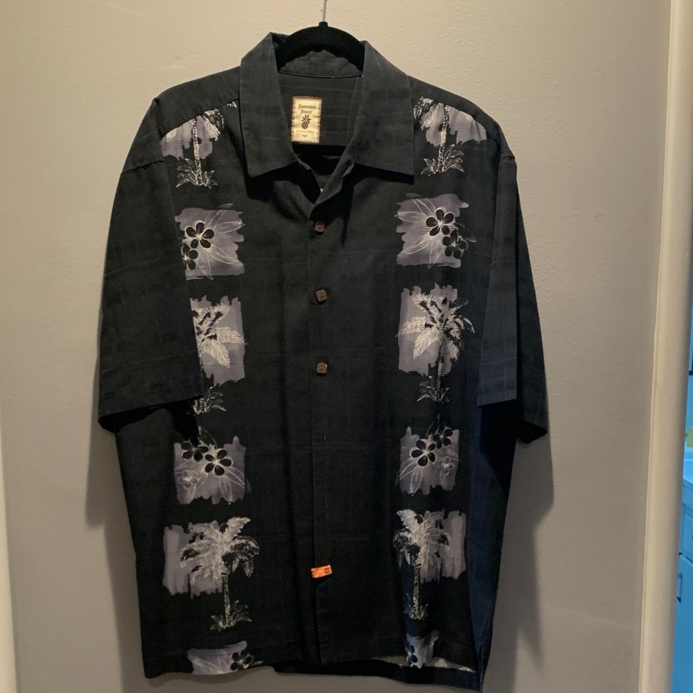 Jamaica Jaxx Men's Black and Gray Tropical Shirt